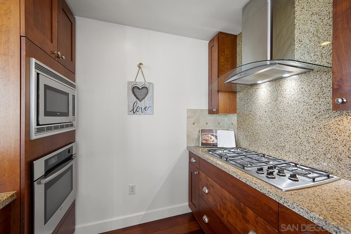 Detail Gallery Image 15 of 52 For 700 W E Street  #1903,  San Diego,  CA 92101 - 2 Beds | 2 Baths