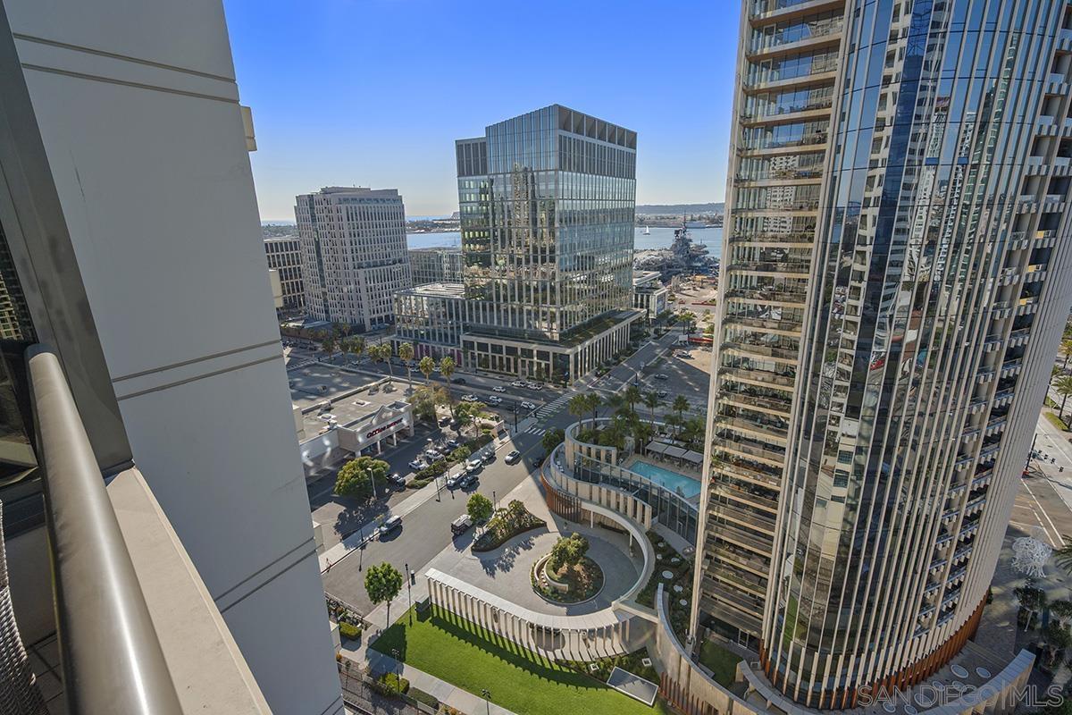 Detail Gallery Image 5 of 52 For 700 W E Street  #1903,  San Diego,  CA 92101 - 2 Beds | 2 Baths