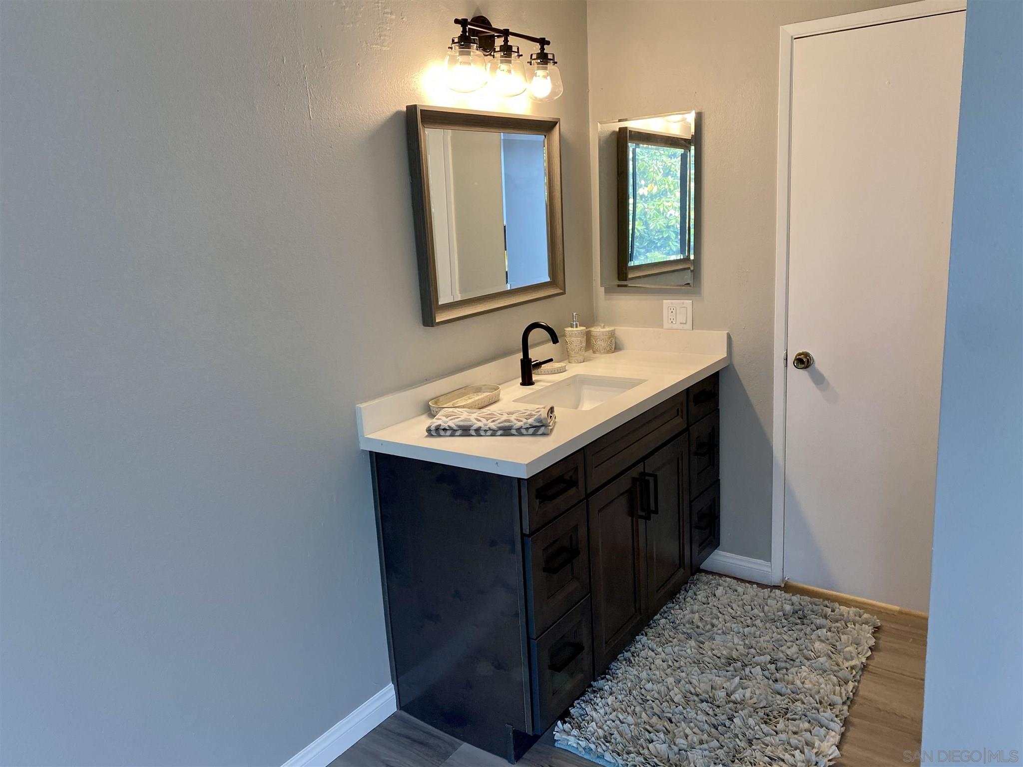 Detail Gallery Image 11 of 12 For 6930  Hyde Park Dr  304, San Diego,  CA 92119 - 1 Beds | 1 Baths