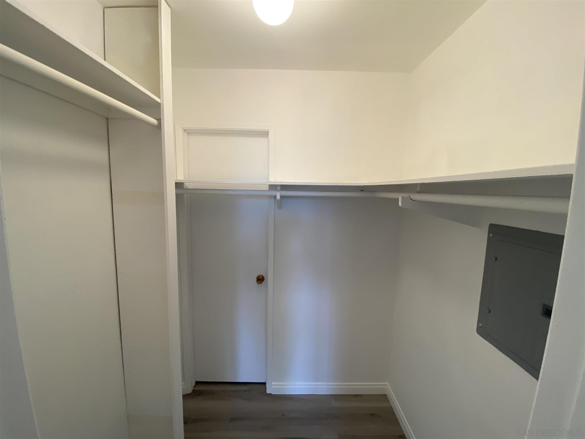 Detail Gallery Image 9 of 12 For 6930  Hyde Park Dr  304, San Diego,  CA 92119 - 1 Beds | 1 Baths