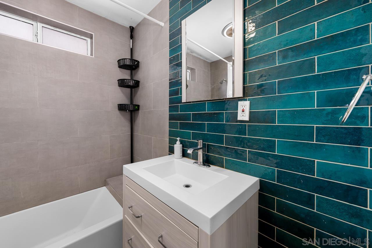 Detail Gallery Image 15 of 48 For 325 S 30th St, San Diego,  CA 92113 - – Beds | – Baths