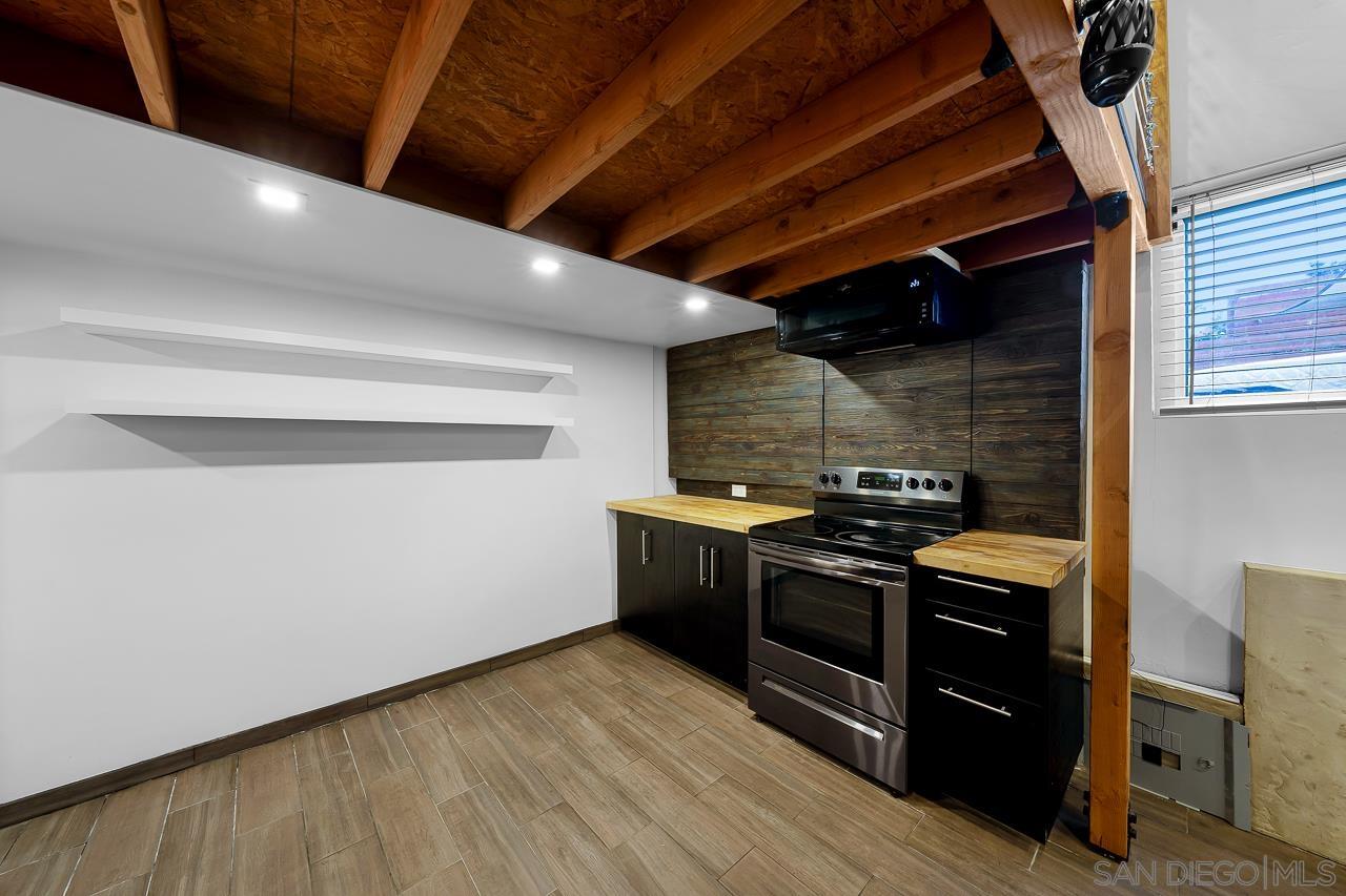 Detail Gallery Image 33 of 48 For 325 S 30th St, San Diego,  CA 92113 - – Beds | – Baths