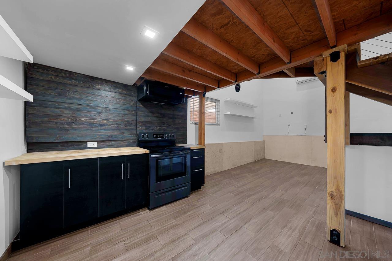 Detail Gallery Image 36 of 48 For 325 S 30th St, San Diego,  CA 92113 - – Beds | – Baths