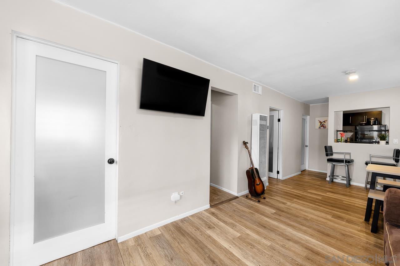 Detail Gallery Image 7 of 48 For 325 S 30th St, San Diego,  CA 92113 - – Beds | – Baths