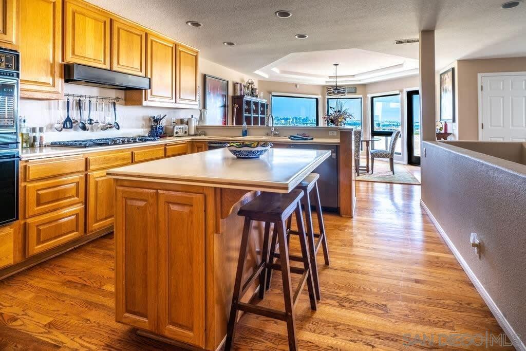 Detail Gallery Image 28 of 48 For 2110  Locust St, San Diego,  CA 92106 - 3 Beds | 2/1 Baths