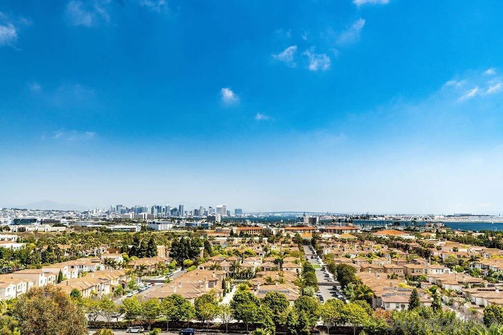 Detail Gallery Image 36 of 48 For 2110  Locust St, San Diego,  CA 92106 - 3 Beds | 2/1 Baths