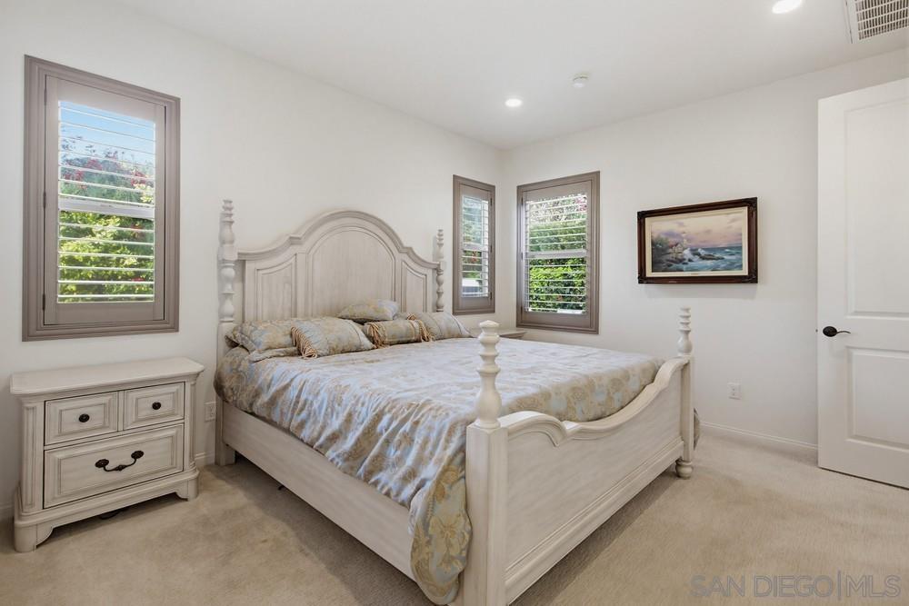 Detail Gallery Image 13 of 27 For 7938  Lusardi Creek Ln, San Diego,  CA 92127 - 2 Beds | 2 Baths