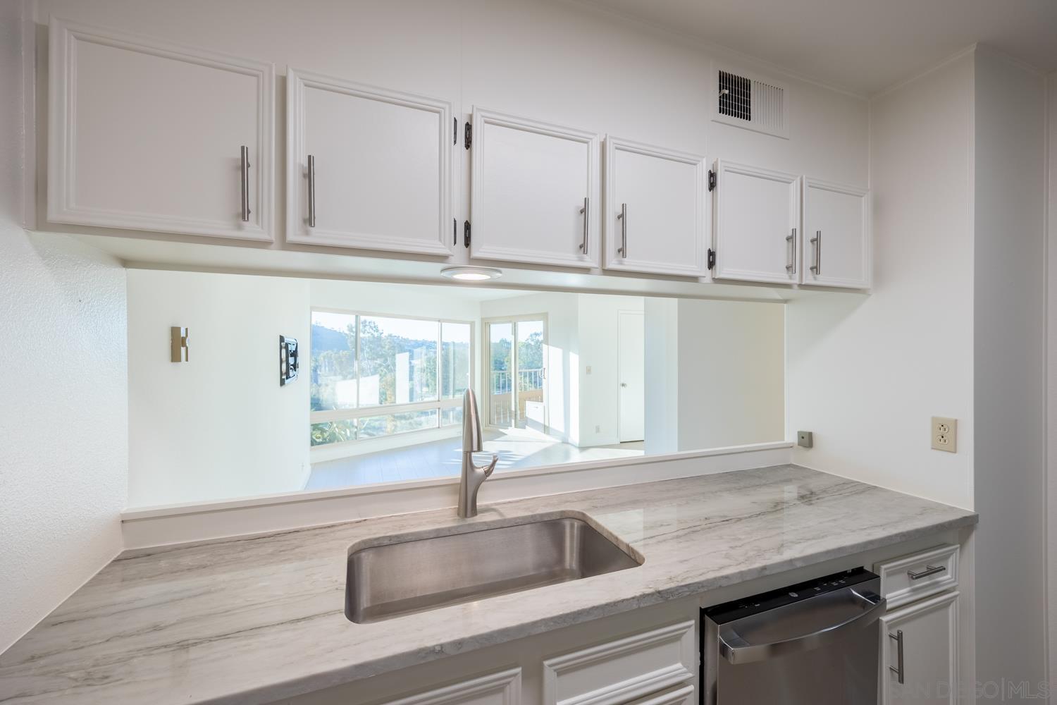 Detail Gallery Image 14 of 56 For 5704  Baltimore Drive  #304,  La Mesa,  CA 91942 - 0 Beds | 1 Baths