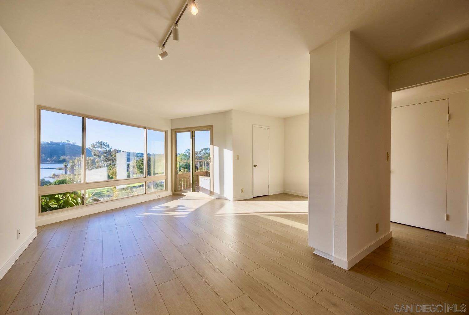 Detail Gallery Image 3 of 57 For 5704  Baltimore Drive  #304,  La Mesa,  CA 91942 - 0 Beds | 1 Baths