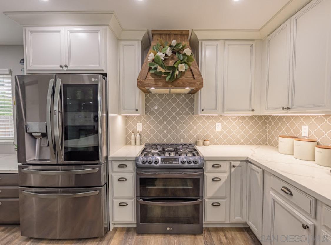 Detail Gallery Image 14 of 57 For 24550  Adams Ave, Murrieta,  CA 92562 - 7 Beds | 4/1 Baths