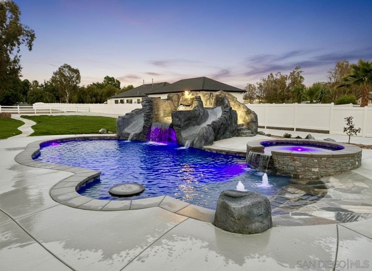 Detail Gallery Image 32 of 57 For 24550  Adams Ave, Murrieta,  CA 92562 - 7 Beds | 4/1 Baths