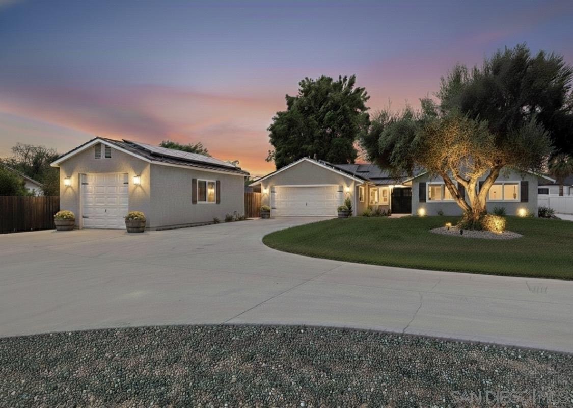 Detail Gallery Image 5 of 57 For 24550  Adams Ave, Murrieta,  CA 92562 - 7 Beds | 4/1 Baths