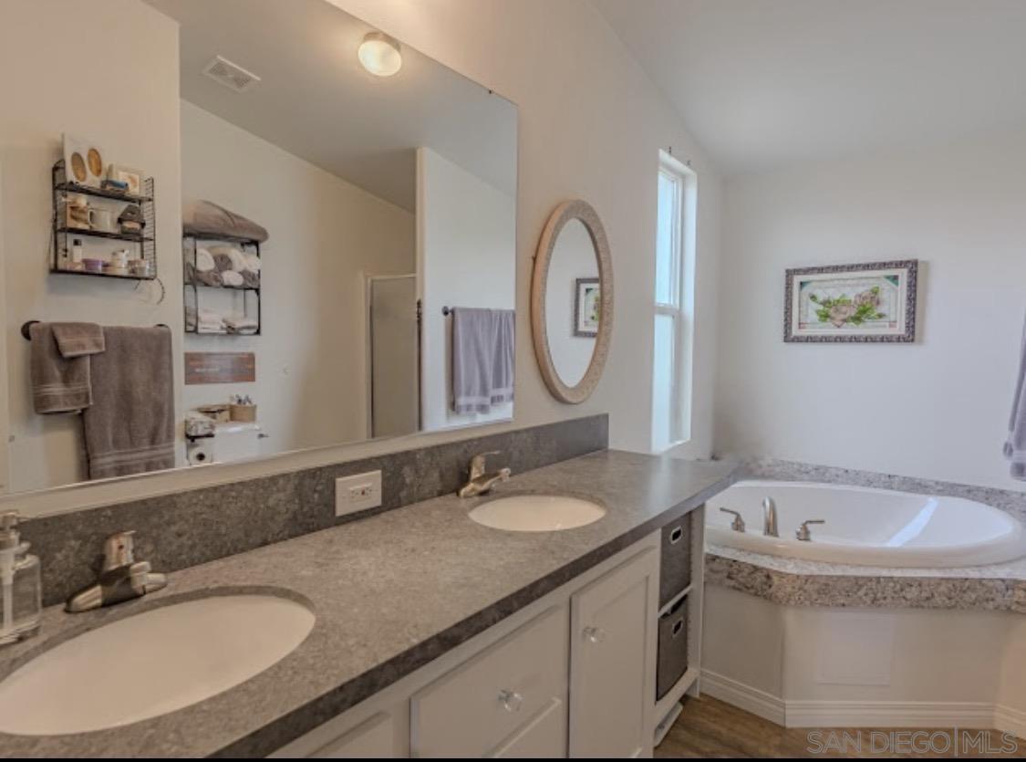 Detail Gallery Image 44 of 57 For 24550  Adams Ave, Murrieta,  CA 92562 - 7 Beds | 4/1 Baths