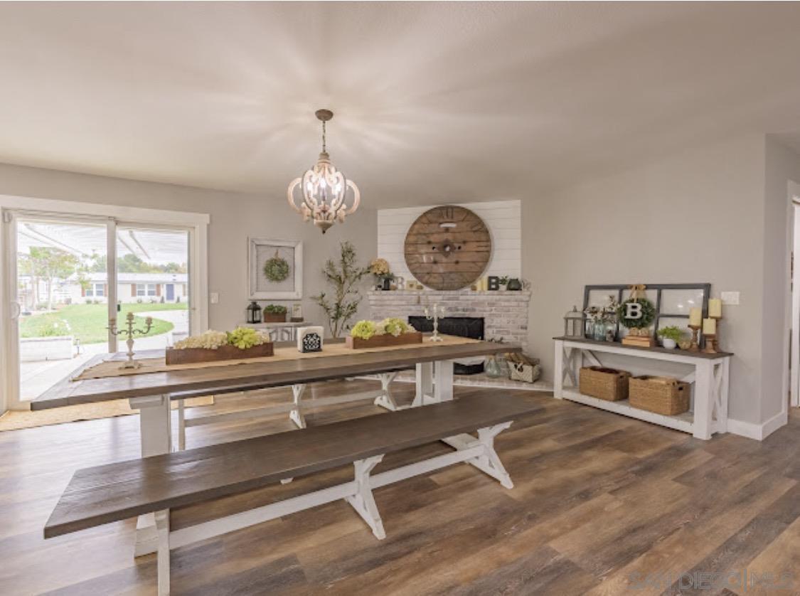 Detail Gallery Image 9 of 57 For 24550  Adams Ave, Murrieta,  CA 92562 - 7 Beds | 4/1 Baths