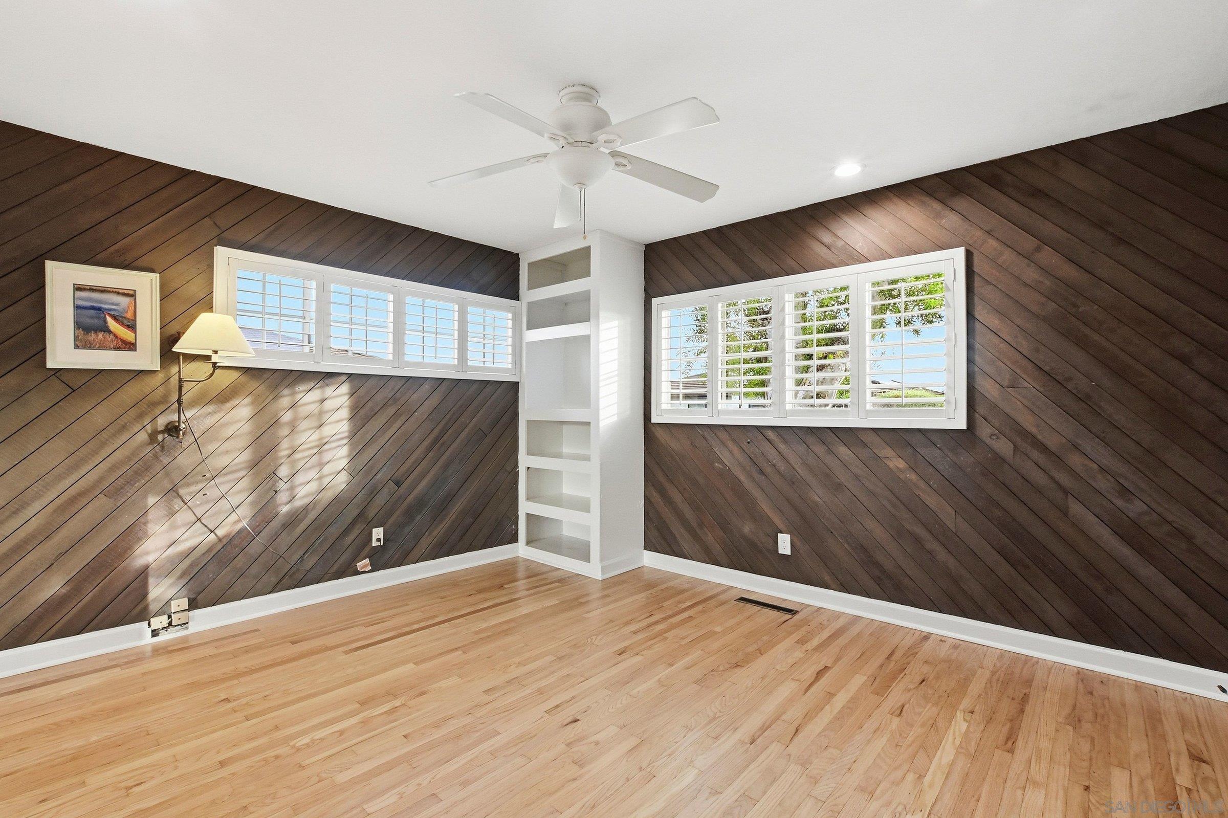 Detail Gallery Image 29 of 54 For 4528  Lucille Dr, San Diego,  CA 92115 - 4 Beds | 3 Baths