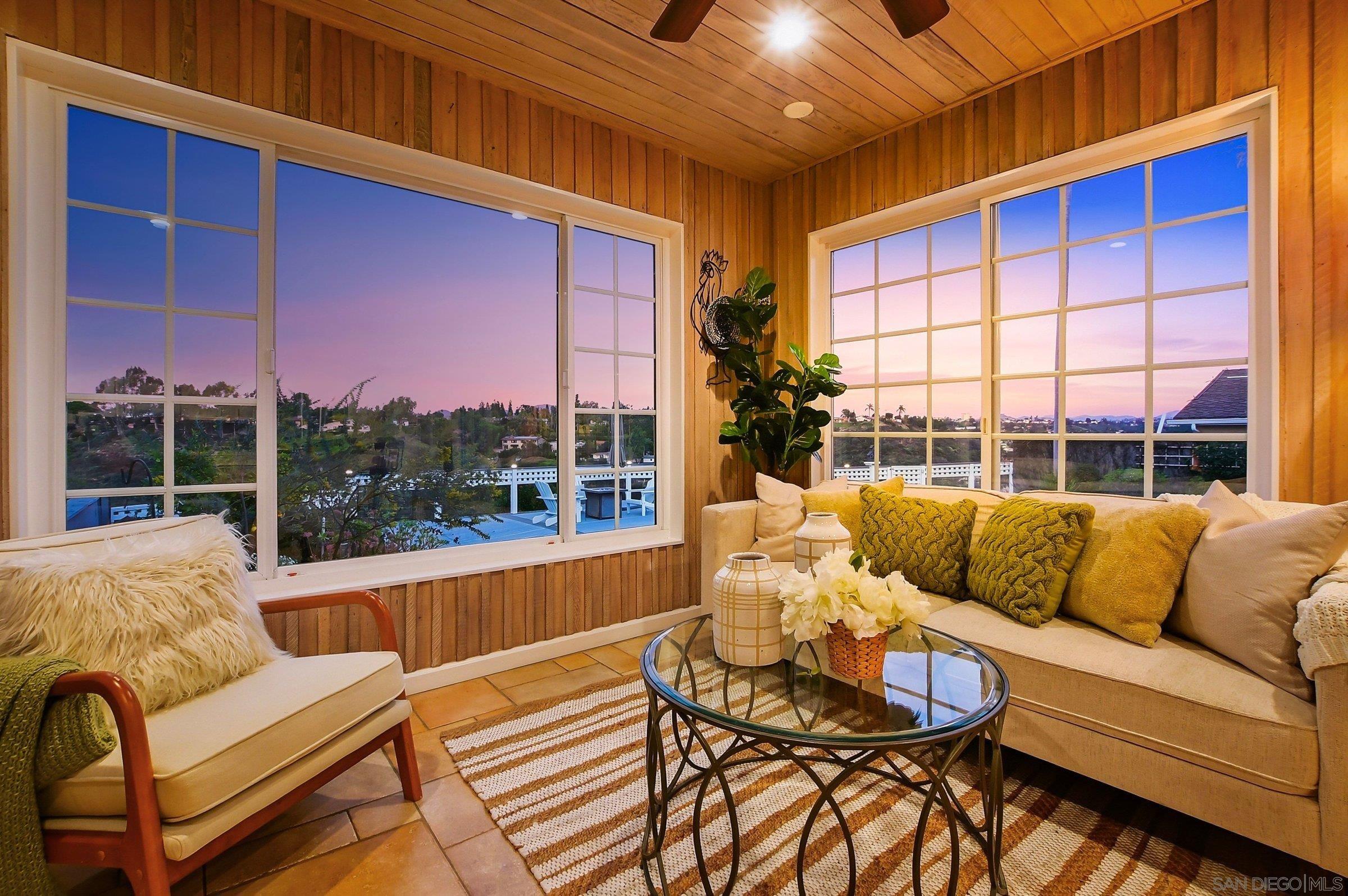 Detail Gallery Image 6 of 54 For 4528  Lucille Dr, San Diego,  CA 92115 - 4 Beds | 3 Baths