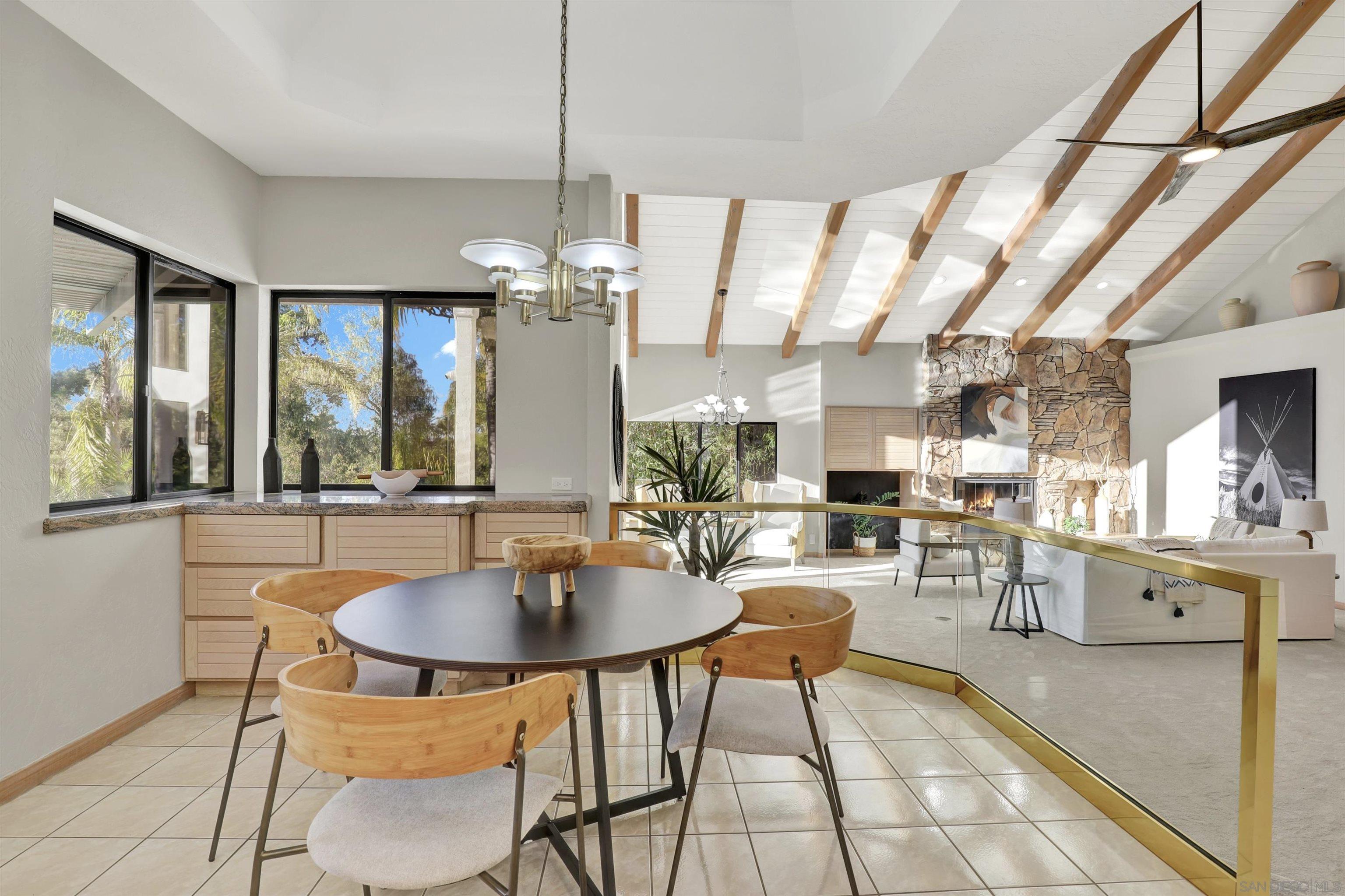 Detail Gallery Image 11 of 31 For 17801  Joyas Court, Poway,  CA 92064 - 5 Beds | 5/1 Baths