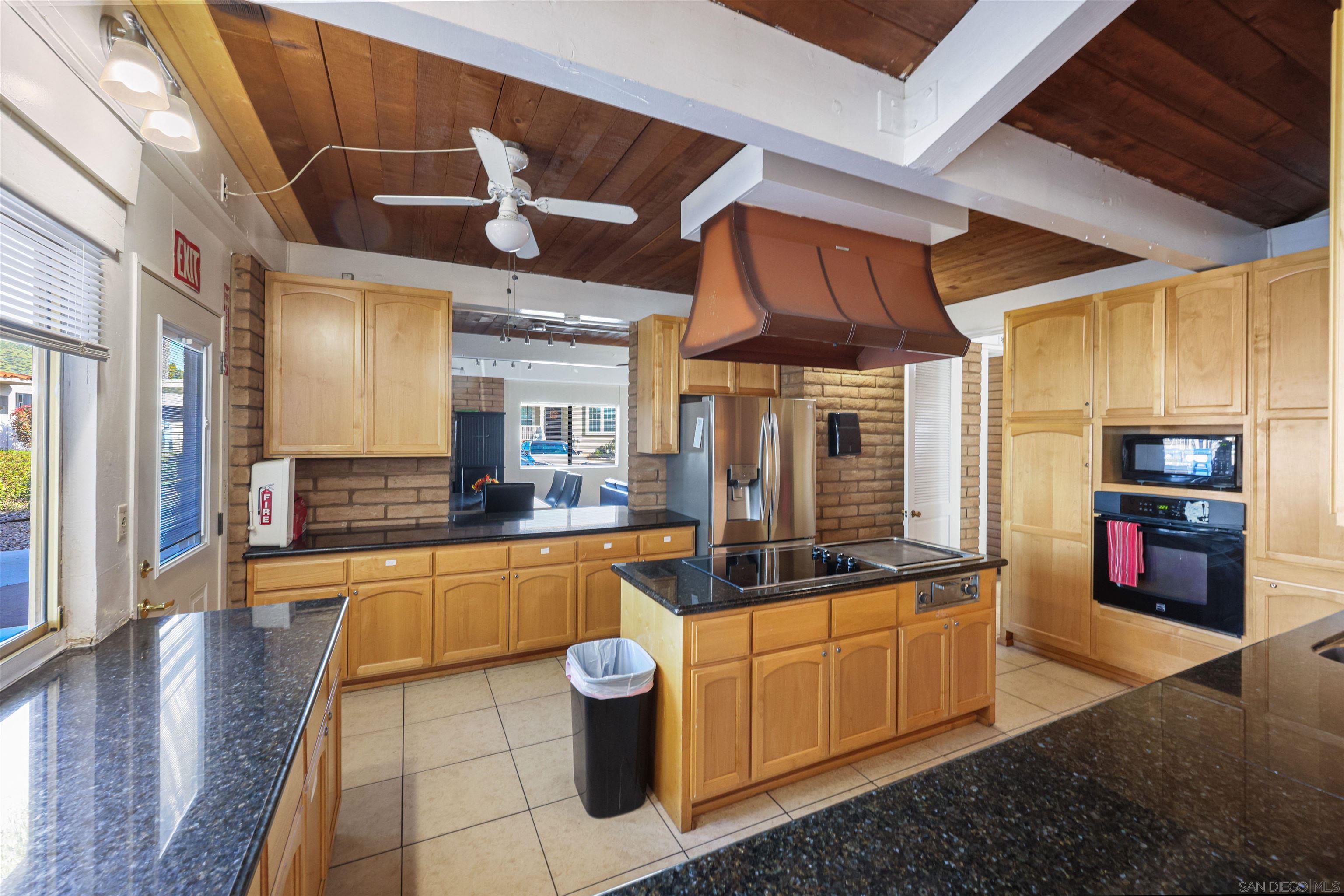 Detail Gallery Image 22 of 26 For 450 E Bradley Ave  Spc 69,  El Cajon,  CA 92021 - 3 Beds | 2 Baths