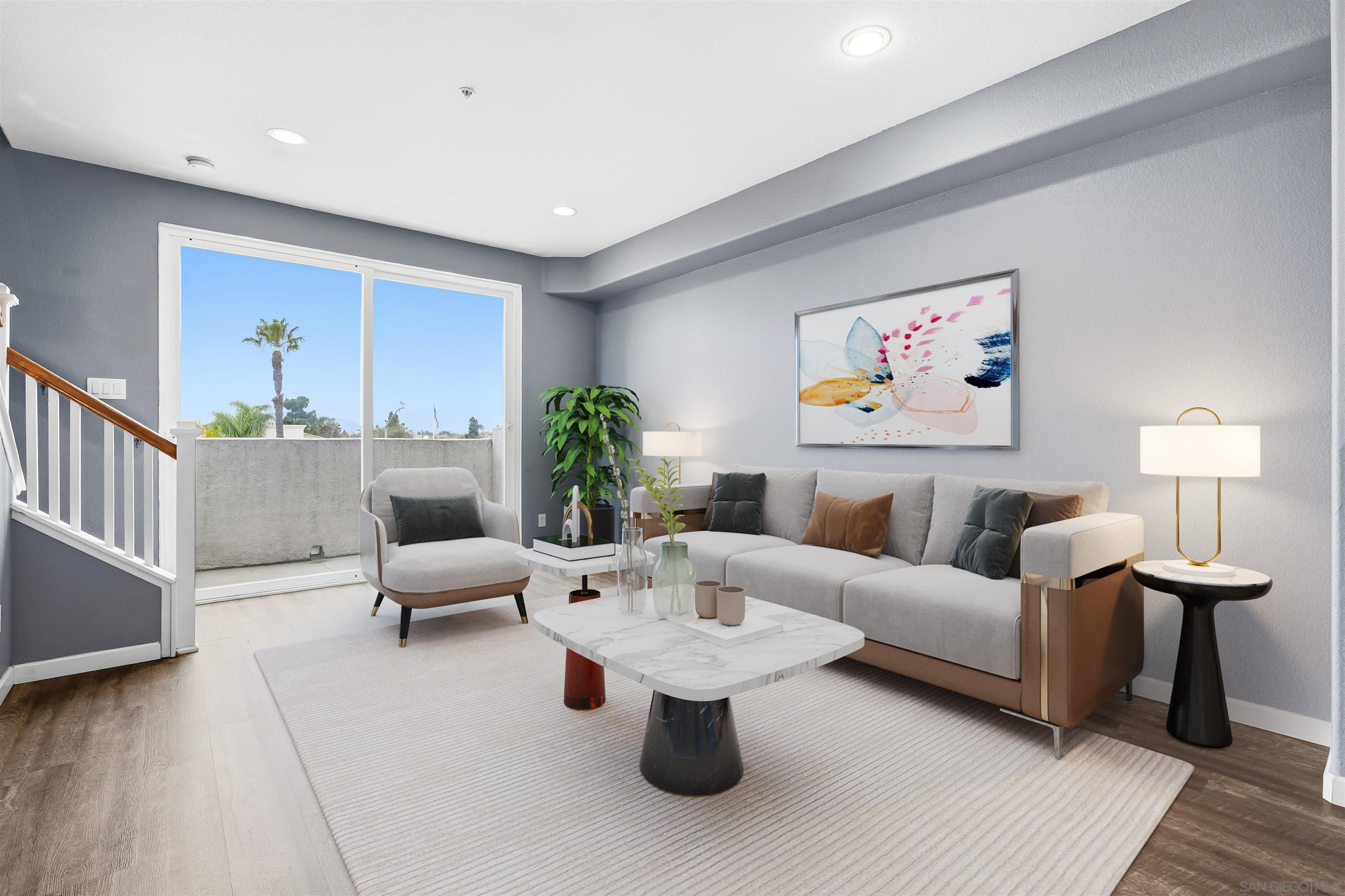 Front Image Thumbnail for SD260002102