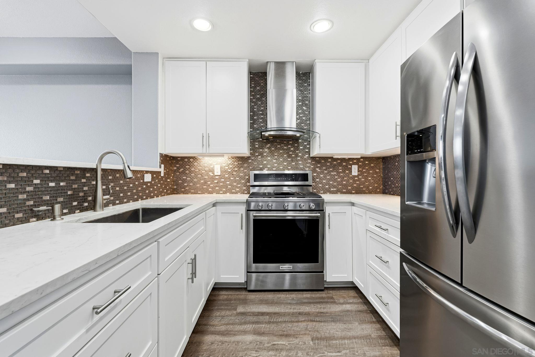 Detail Gallery Image 14 of 42 For 1760 E Palomar St  #313,  Chula Vista,  CA 91913 - 2 Beds | 2/1 Baths