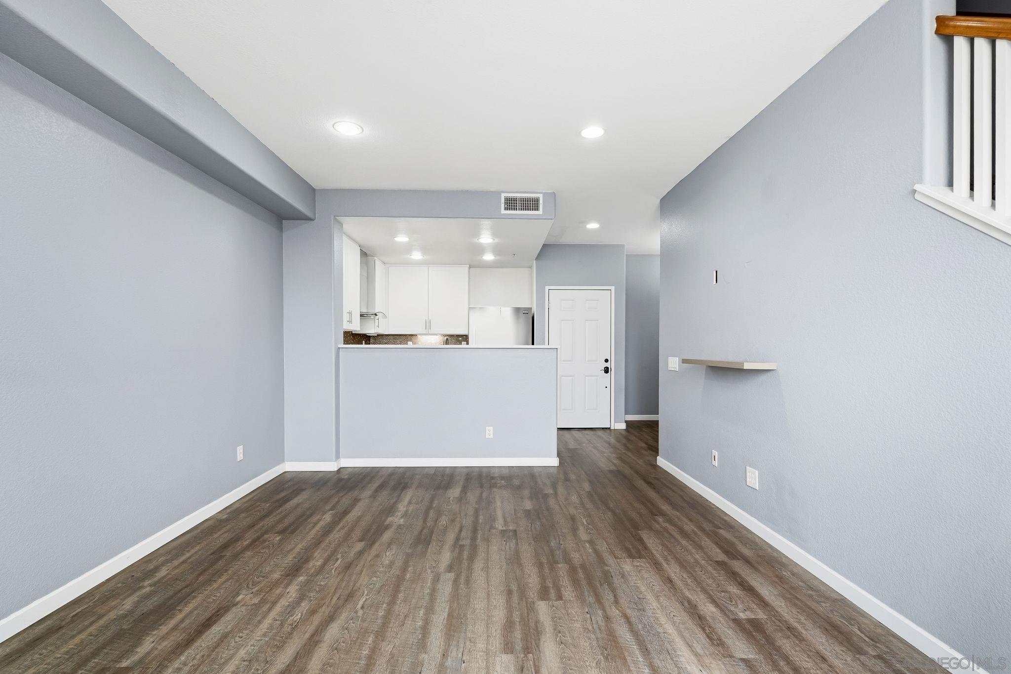 Detail Gallery Image 15 of 42 For 1760 E Palomar St  #313,  Chula Vista,  CA 91913 - 2 Beds | 2/1 Baths