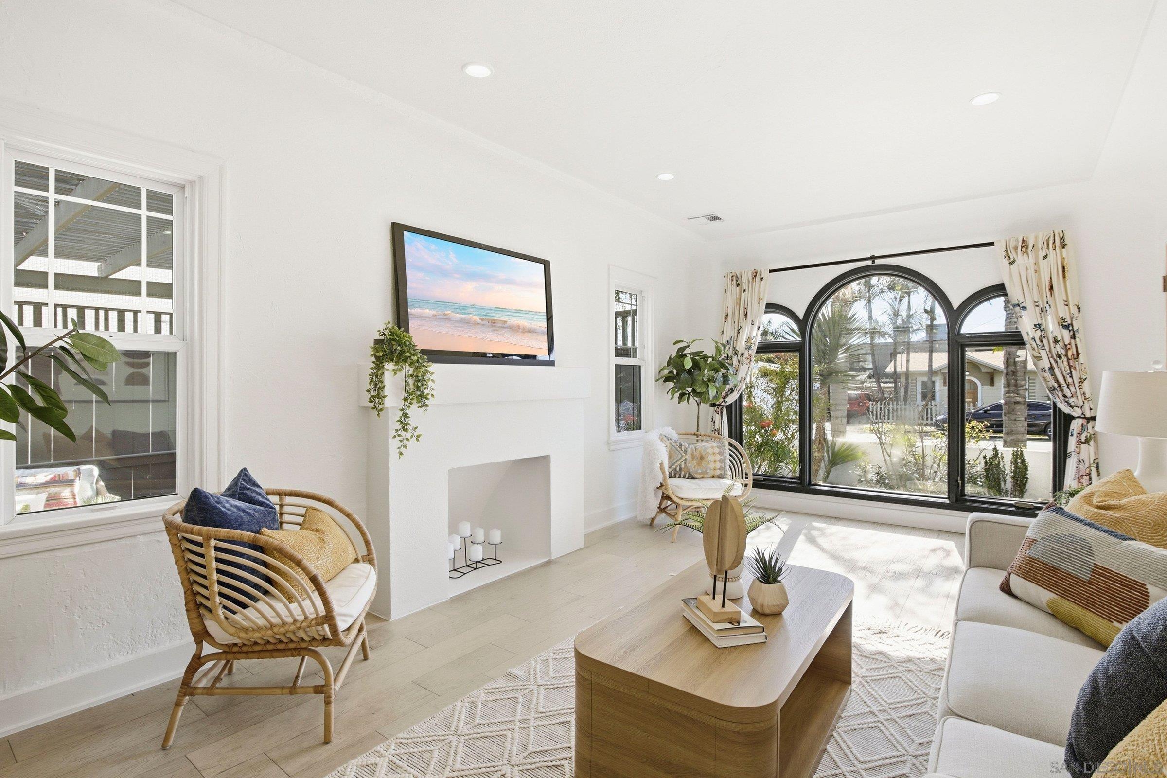 Detail Gallery Image 7 of 37 For 2836  Lincoln Avenue, San Diego,  CA 92104 - 3 Beds | 2 Baths