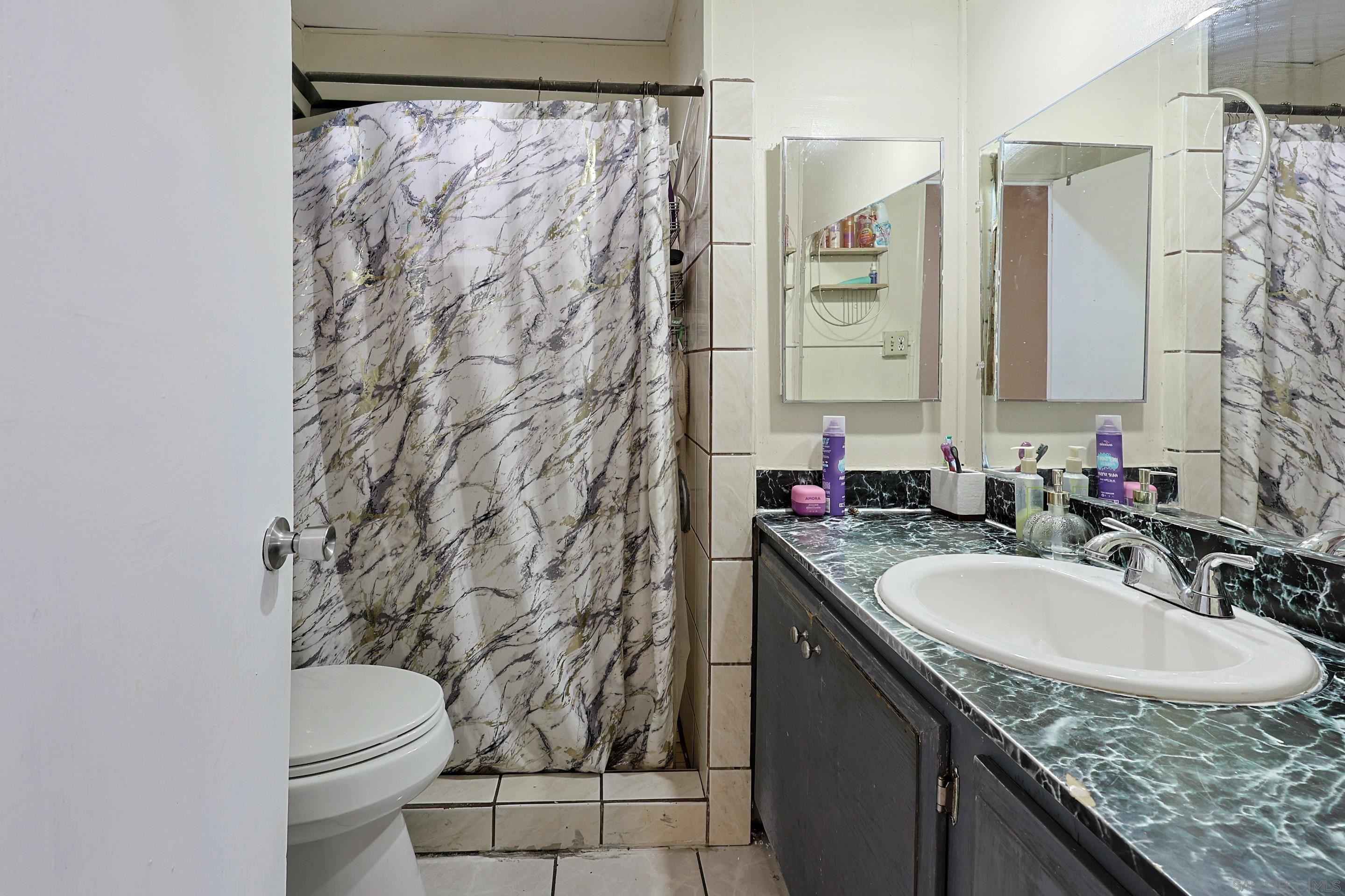 Detail Gallery Image 30 of 45 For 200  Olive Ave  #101,  Vista,  CA 92083 - 5 Beds | 2 Baths