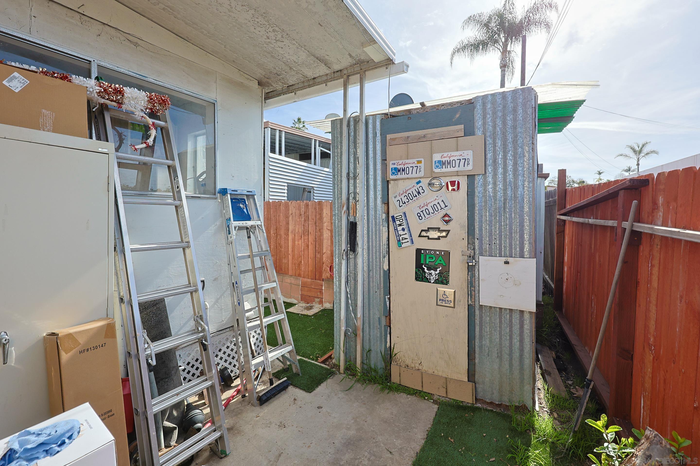 Detail Gallery Image 37 of 45 For 200  Olive Ave  #101,  Vista,  CA 92083 - 5 Beds | 2 Baths