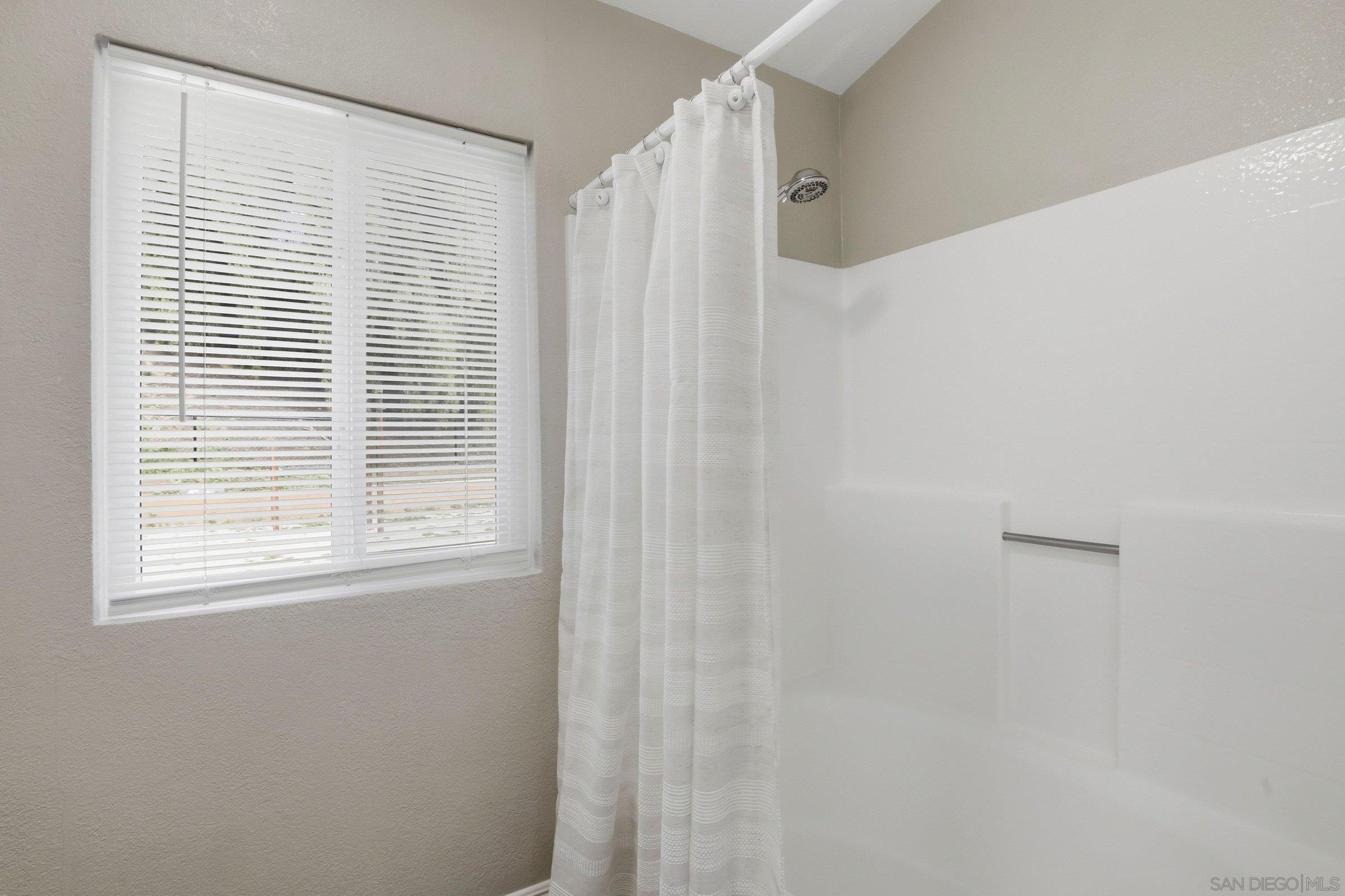 Detail Gallery Image 24 of 44 For 13856  Jack Oak Ln, Lakeside,  CA 92040 - 3 Beds | 2 Baths