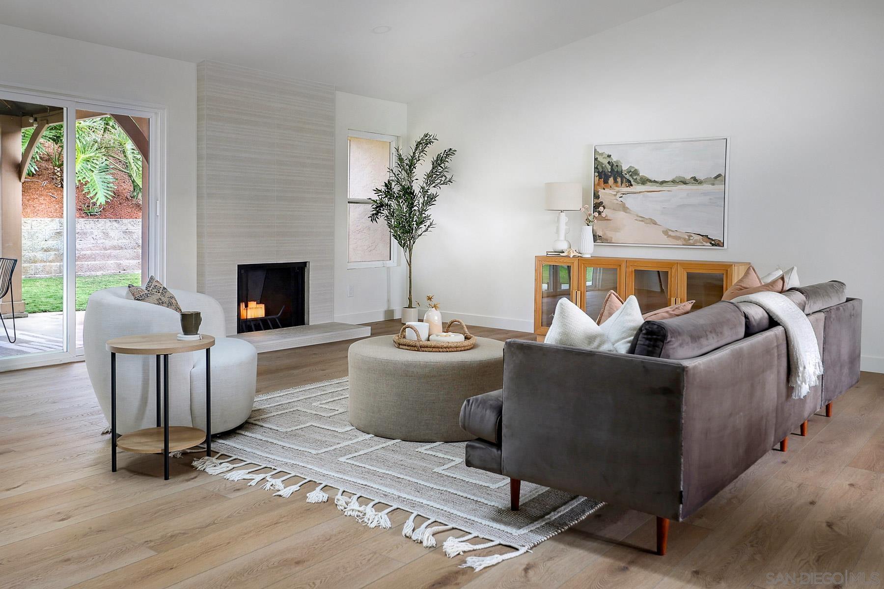 Detail Gallery Image 9 of 30 For 1028  Daisy Ave, Carlsbad,  CA 92011 - 3 Beds | 2 Baths