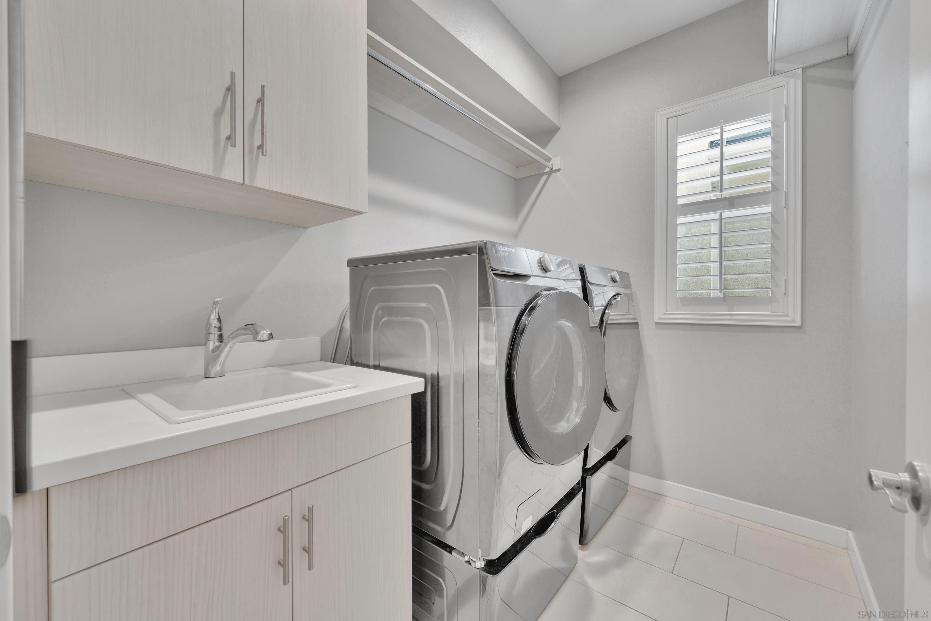 Detail Gallery Image 34 of 71 For 955  Camino Aldea, Chula Vista,  CA 91913 - 4 Beds | 3 Baths