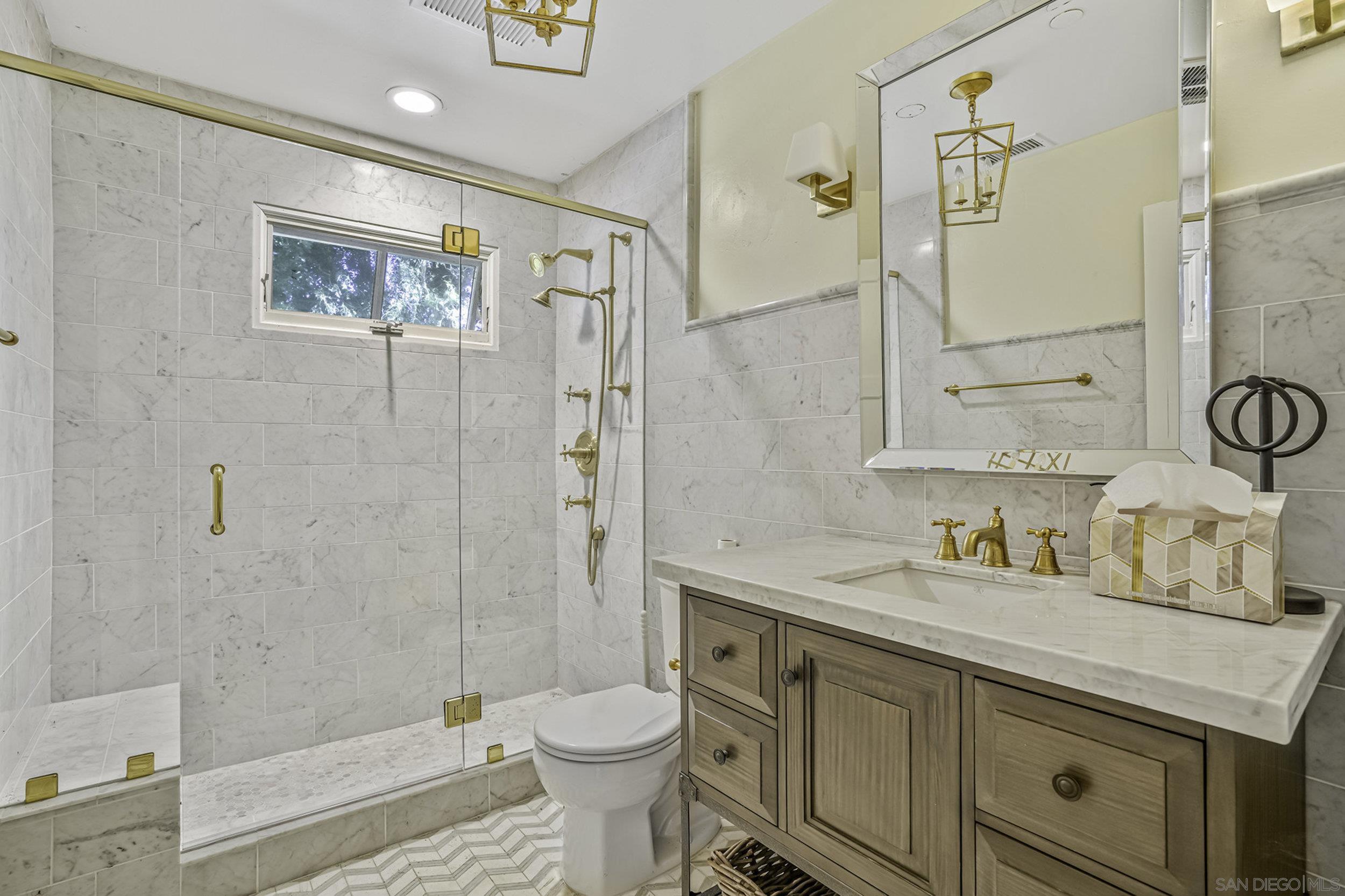 Detail Gallery Image 16 of 63 For 5305  La Crescenta, Rancho Santa Fe,  CA 92067 - 8 Beds | 6/1 Baths