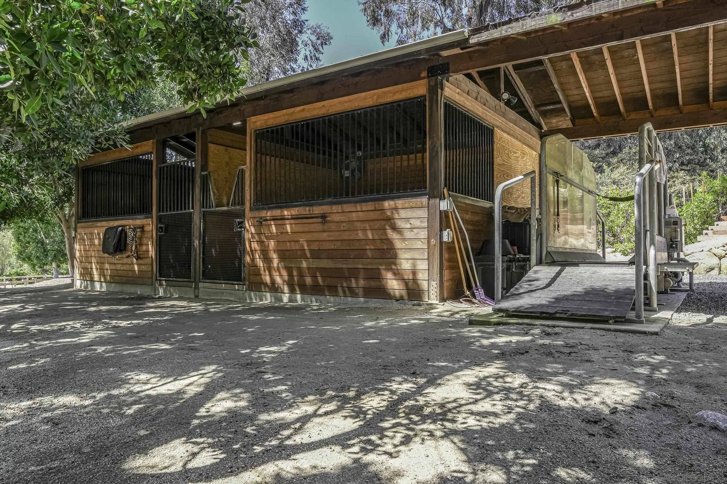 Detail Gallery Image 19 of 63 For 5305  La Crescenta, Rancho Santa Fe,  CA 92067 - 8 Beds | 6/1 Baths