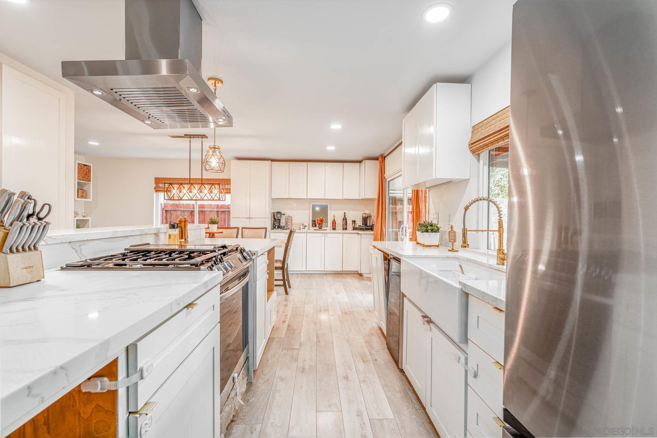 Detail Gallery Image 10 of 30 For 2369  Biola, San Diego,  CA 92154 - 4 Beds | 3 Baths