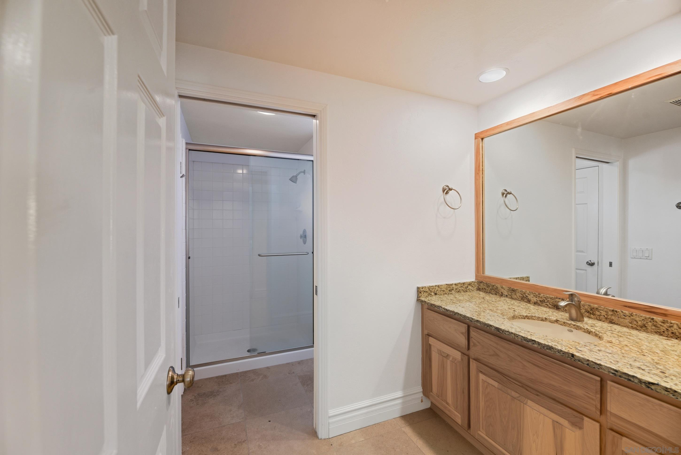 Detail Gallery Image 19 of 41 For 5  Bridgetown Bend, Coronado,  CA 92118 - 3 Beds | 3 Baths