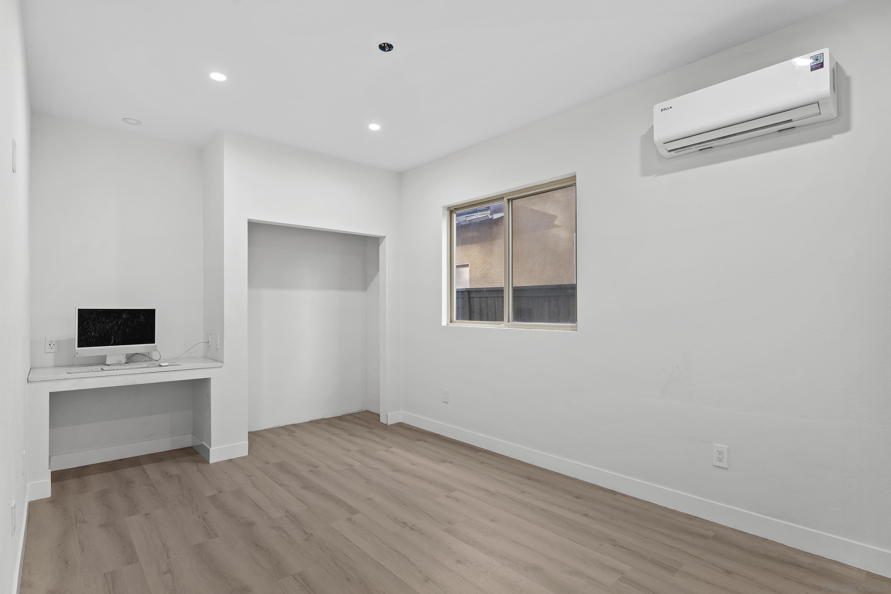 Detail Gallery Image 14 of 37 For 1611  Hikers Trail Dr, Chula Vista,  CA 91915 - 6 Beds | 4 Baths