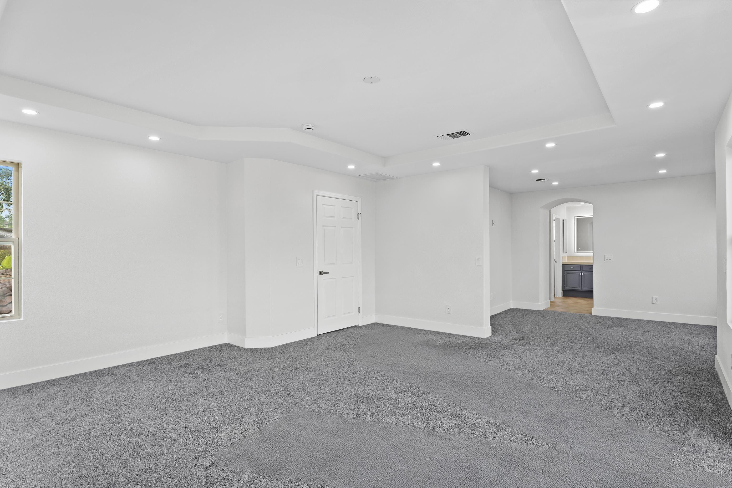 Detail Gallery Image 17 of 37 For 1611  Hikers Trail Dr, Chula Vista,  CA 91915 - 6 Beds | 4 Baths