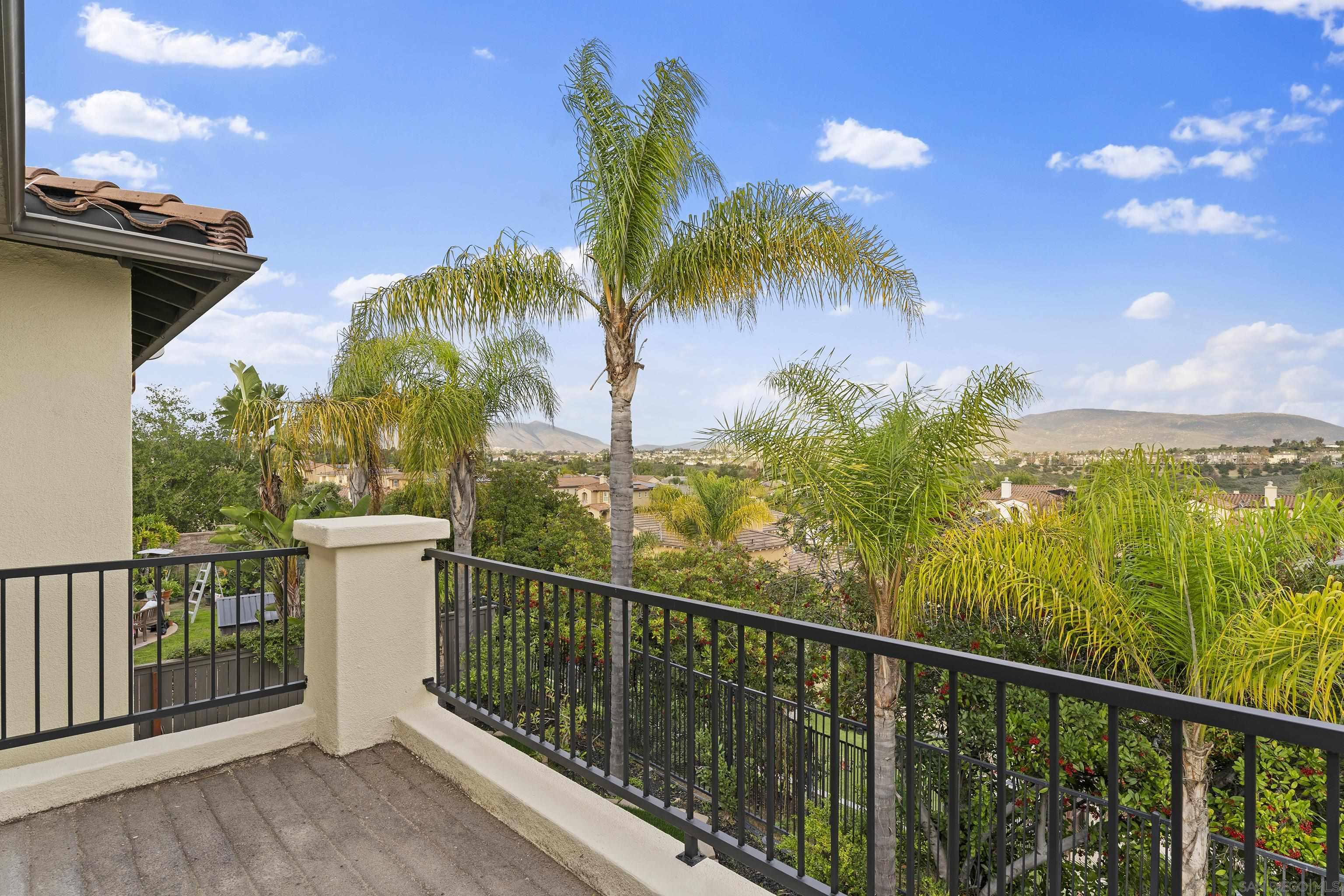 Detail Gallery Image 21 of 37 For 1611  Hikers Trail Dr, Chula Vista,  CA 91915 - 6 Beds | 4 Baths