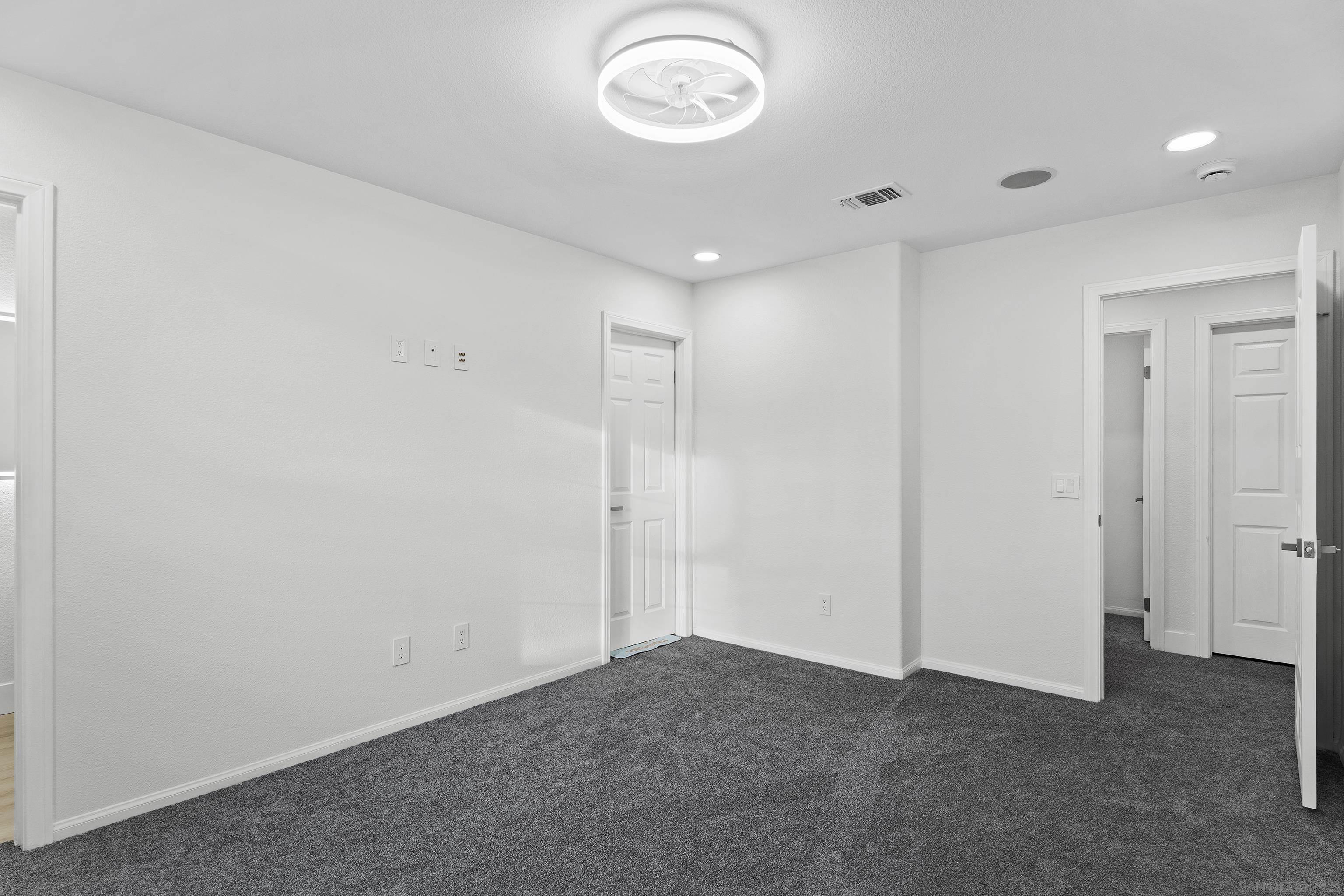 Detail Gallery Image 26 of 37 For 1611  Hikers Trail Dr, Chula Vista,  CA 91915 - 6 Beds | 4 Baths