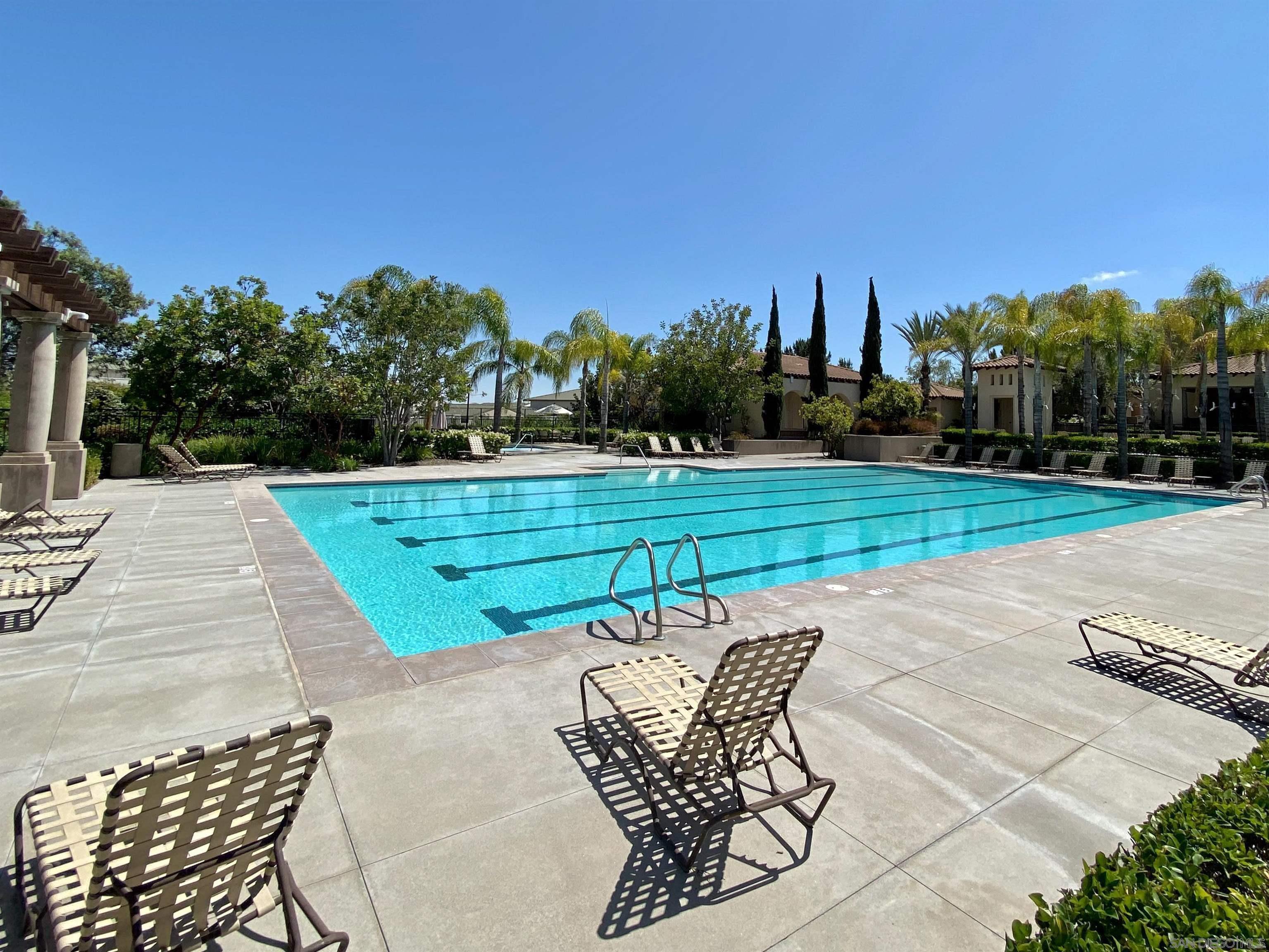 Detail Gallery Image 35 of 37 For 1611  Hikers Trail Dr, Chula Vista,  CA 91915 - 6 Beds | 4 Baths