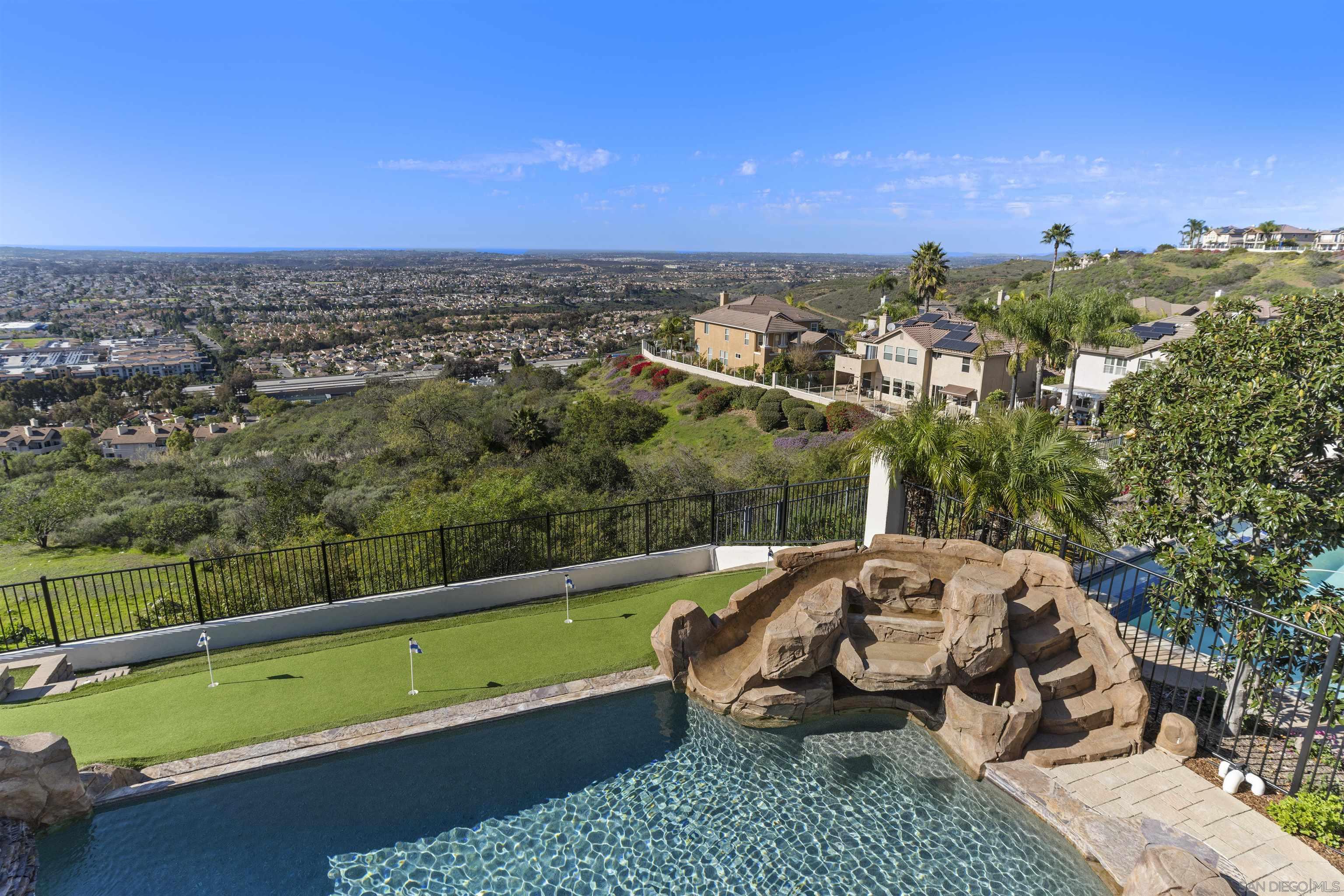 Detail Gallery Image 4 of 75 For 11127  Breckenridge Dr, San Diego,  CA 92131 - 5 Beds | 4 Baths