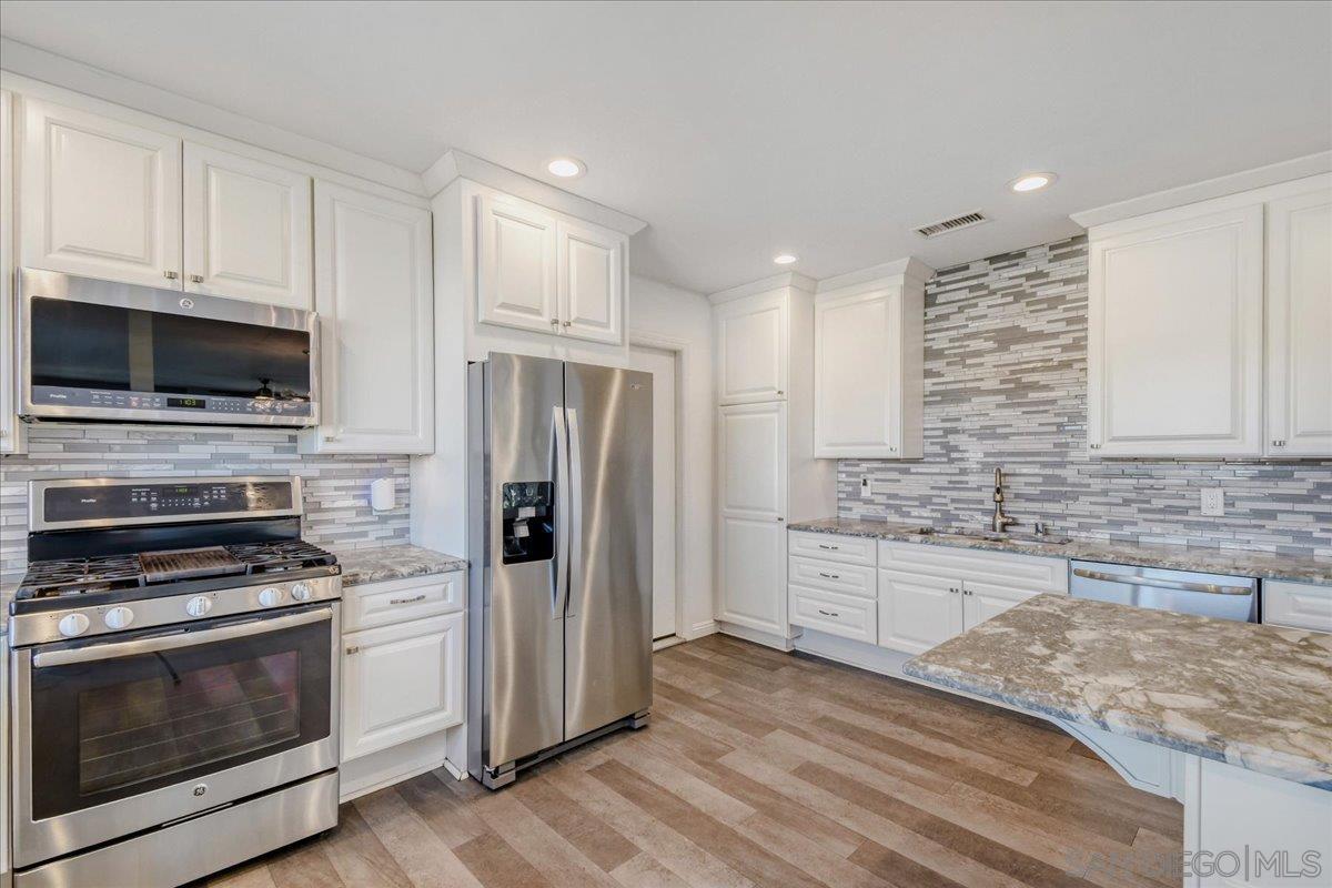 Detail Gallery Image 12 of 29 For 2679  Ferdinand Road, El Cajon,  CA 92020 - 3 Beds | 2 Baths