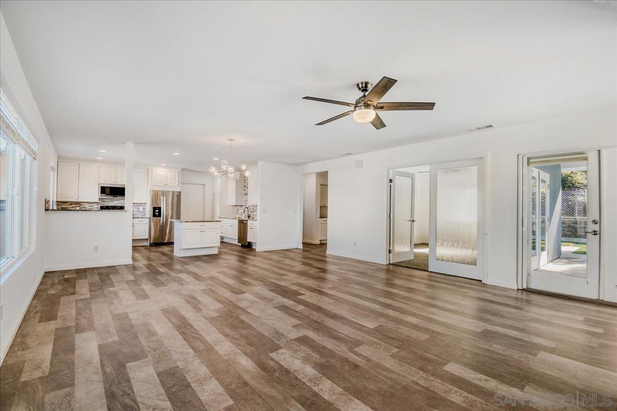 Detail Gallery Image 6 of 29 For 2679  Ferdinand Road, El Cajon,  CA 92020 - 3 Beds | 2 Baths