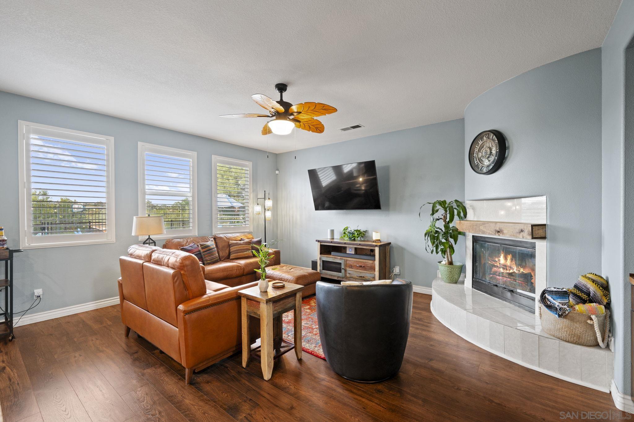 Detail Gallery Image 14 of 55 For 1357  Santa Olivia Rd, Chula Vista,  CA 91913 - 4 Beds | 2/1 Baths