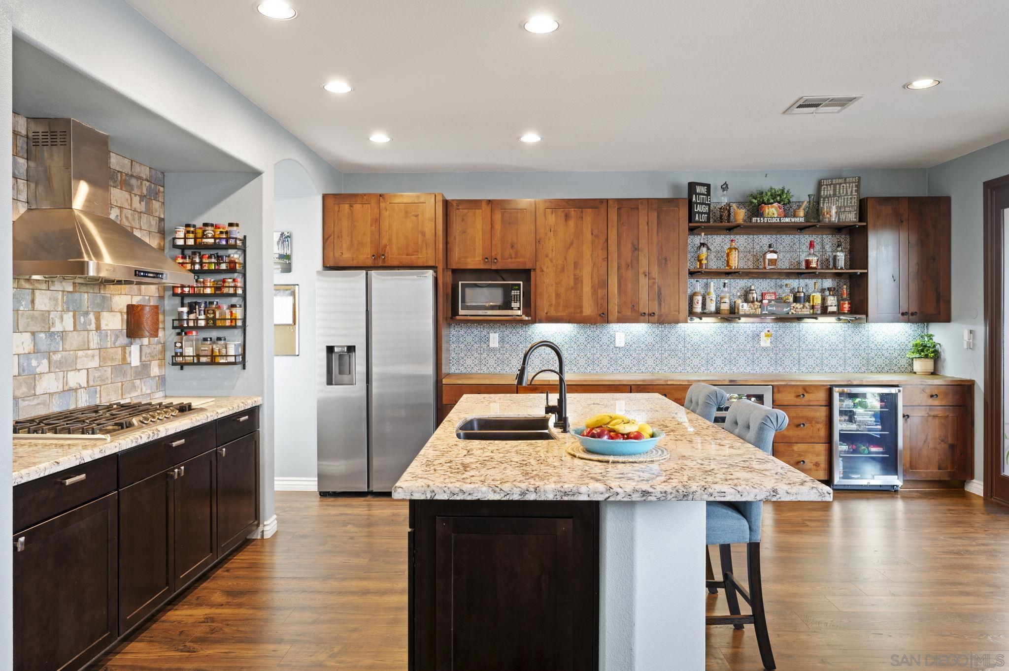 Detail Gallery Image 7 of 55 For 1357  Santa Olivia Rd, Chula Vista,  CA 91913 - 4 Beds | 2/1 Baths