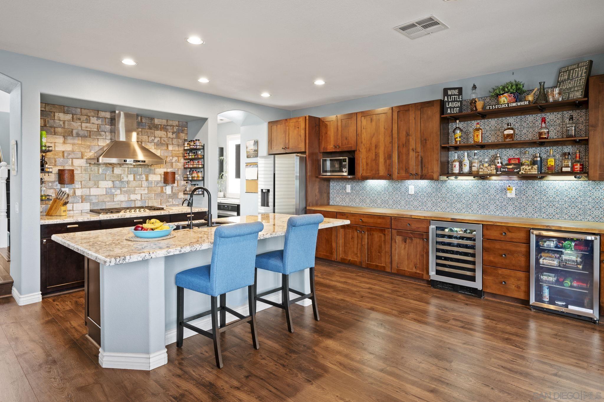 Detail Gallery Image 9 of 55 For 1357  Santa Olivia Rd, Chula Vista,  CA 91913 - 4 Beds | 2/1 Baths