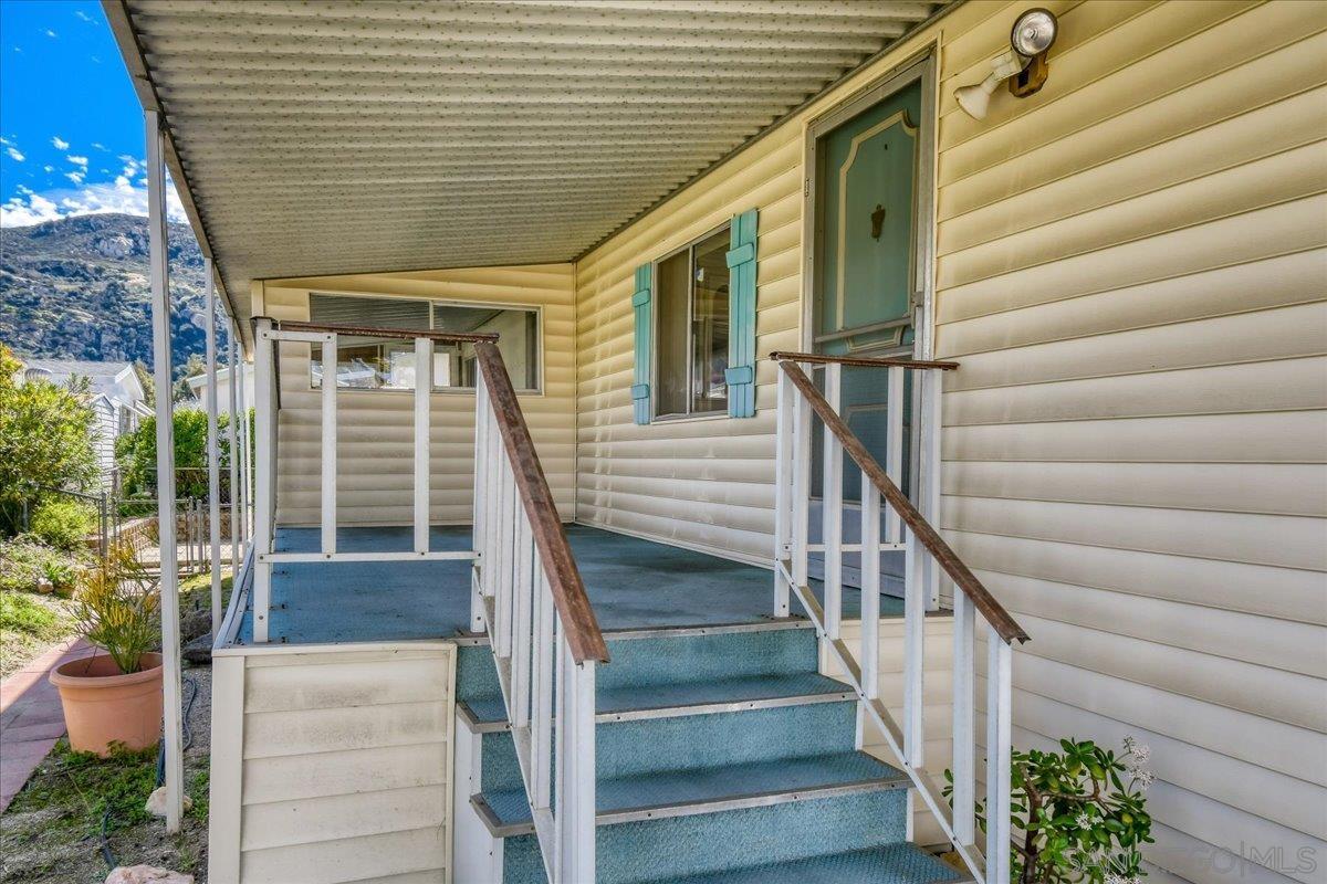 Detail Gallery Image 4 of 30 For 15420  Olde Highway 80  #127,  El Cajon,  CA 92021 - 2 Beds | 2 Baths