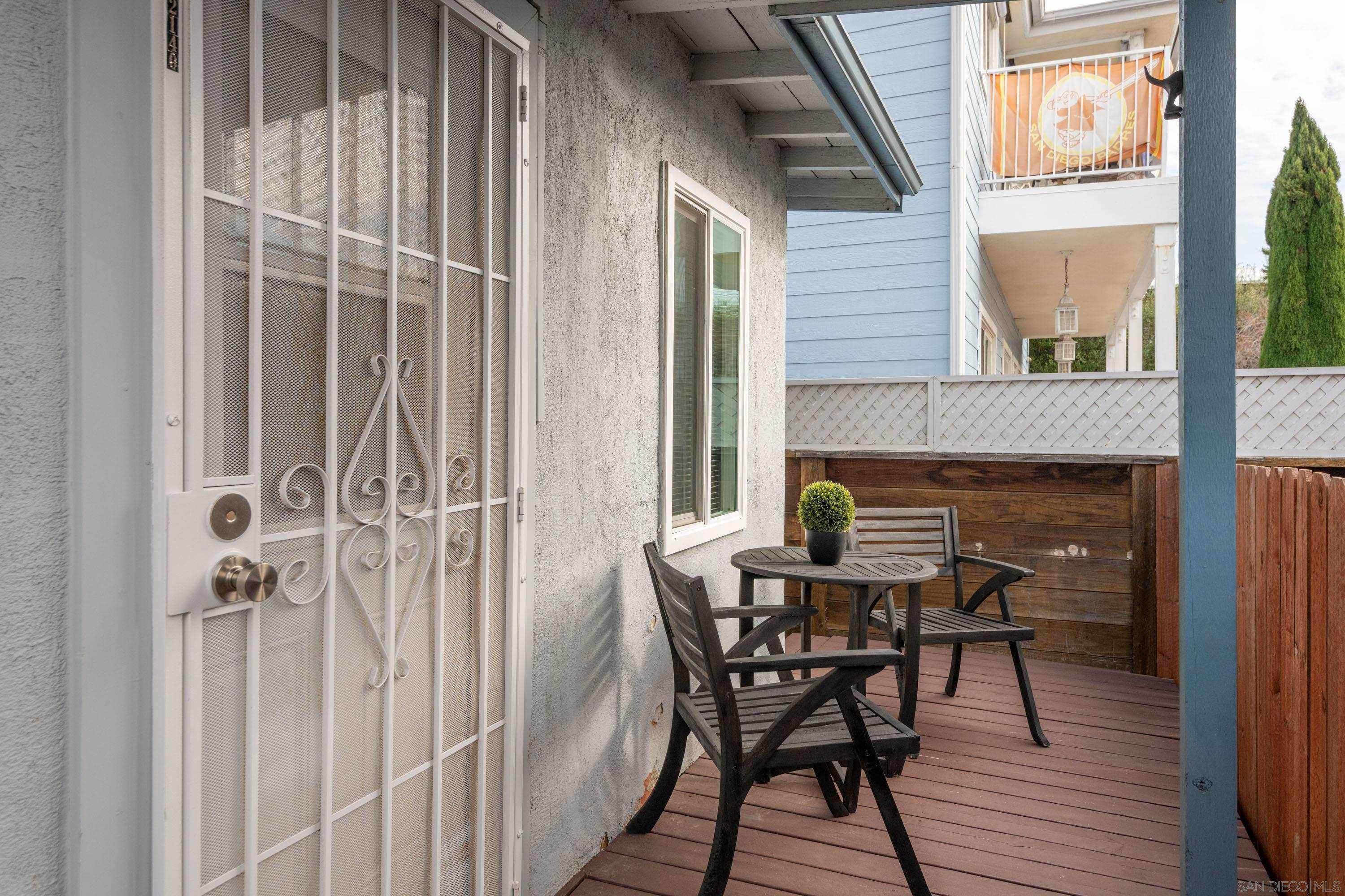 Detail Gallery Image 17 of 34 For 2138-2140  Reed Ave, San Diego,  CA 92109 - – Beds | – Baths