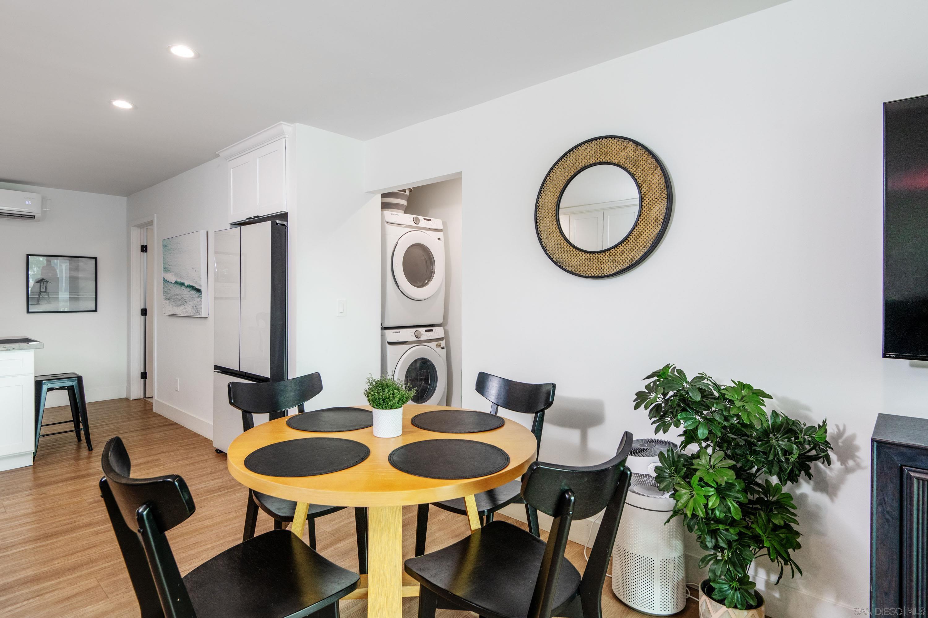 Detail Gallery Image 8 of 34 For 2138-2140  Reed Ave, San Diego,  CA 92109 - – Beds | – Baths