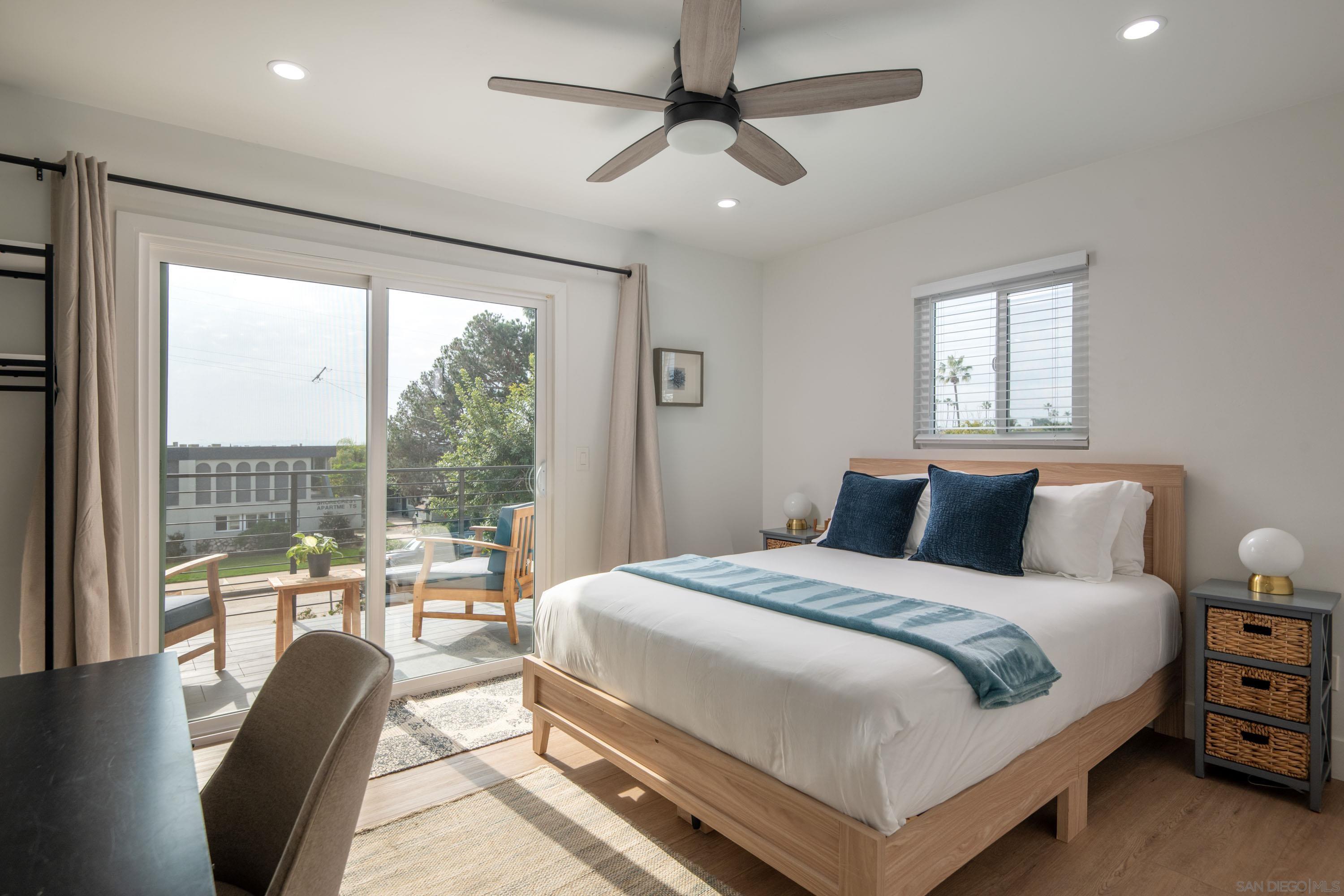 Detail Gallery Image 10 of 34 For 2138-2140  Reed Ave, San Diego,  CA 92109 - – Beds | – Baths